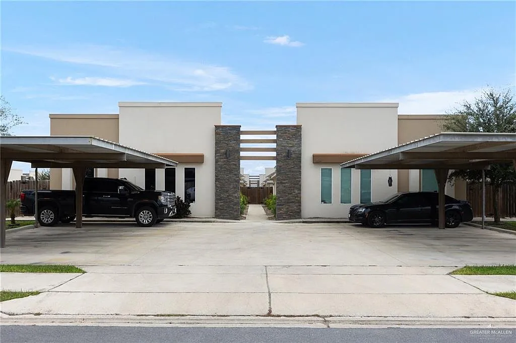 3 bed, 2.0 bath, 975 sqft, $1,250 — Photo 1