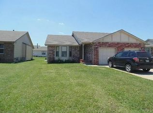 3220 N Longfellow Ct, Wichita, KS 67226