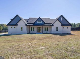 1670 Lee Peters Rd, Loganville, GA 30052