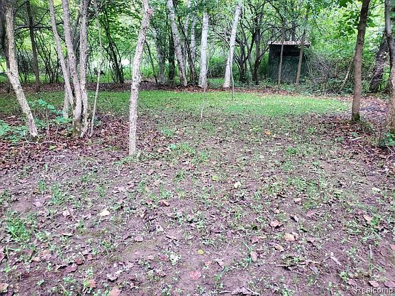 2nd image of 0 Clothier Rd