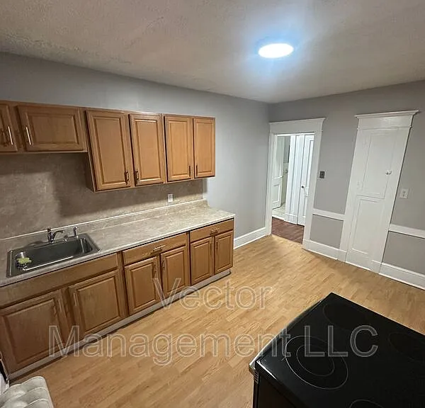 173 Elm St #A32 — Photo 1