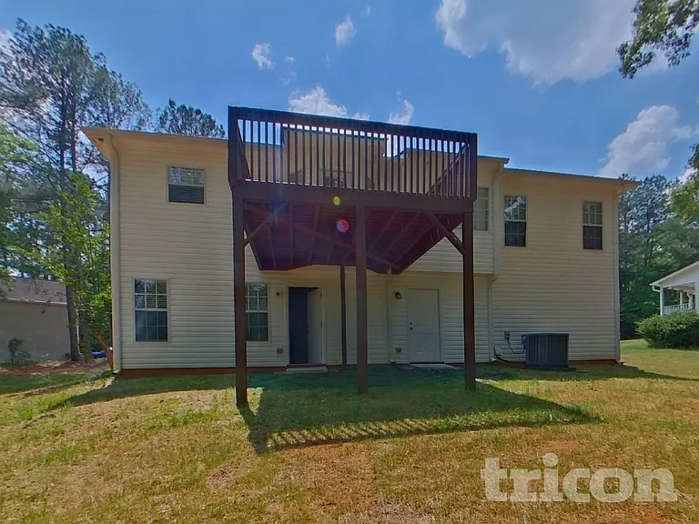 760 Country Lake Ct — Photo 19