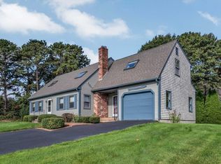 4 Surf Dr, Mashpee, MA 02649