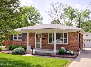 7107 Uranus Dr, Louisville, KY 40258
