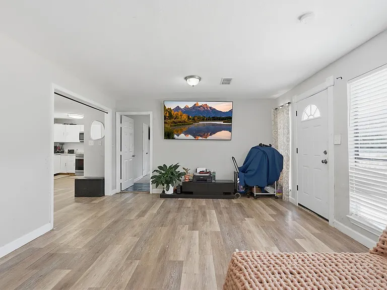 700 Butler Dr — Photo 7