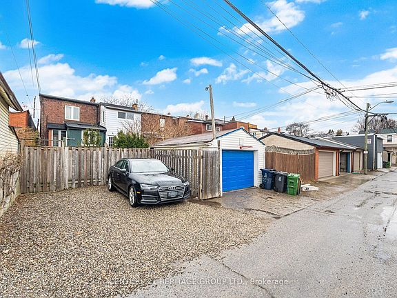 3rd image of 151 Perth Ave