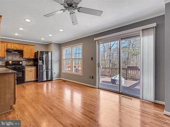 4th image of 7725 Hickory Glen Way