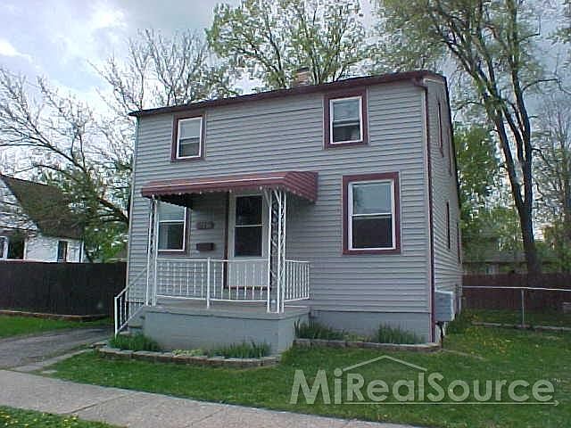 1st image of 17336 Ivanhoe St