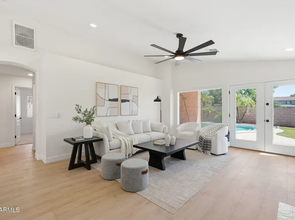 237 W Loma Vista Street, Gilbert, AZ 85233
