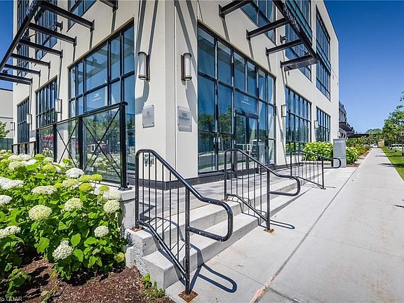 5th image of 150 Wellington St E #804