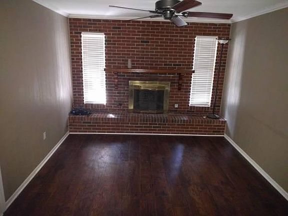 Family room with Fireplace