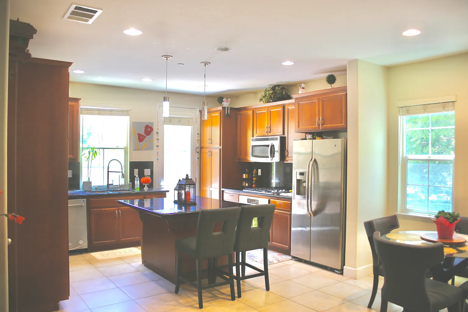 4601 Grafton St photo 1