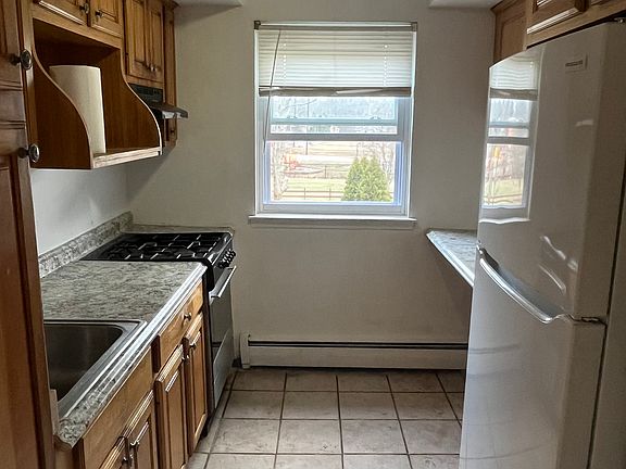 3rd image of 55 Gill Ln APT 68