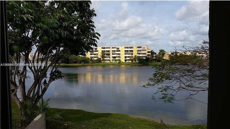 1st image of 9141 Fontainebleau Blvd APT 3