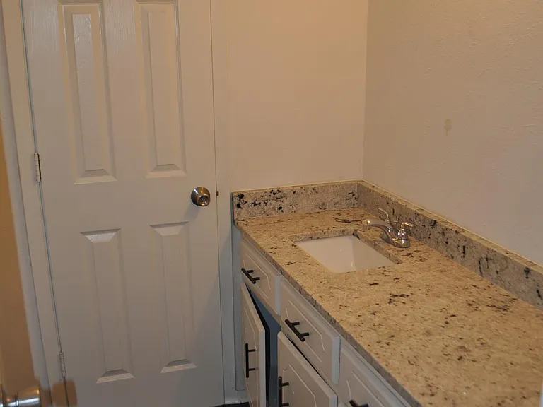 509 Stafford St — Photo 18