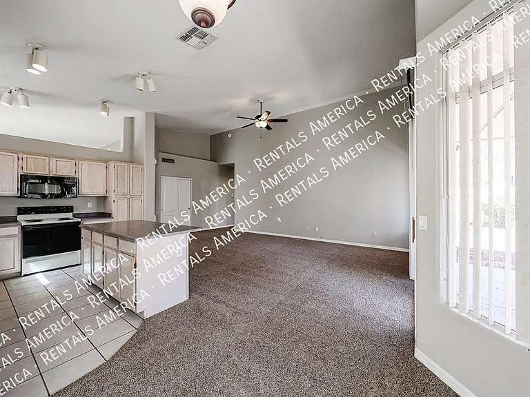13874 W Wilshire Dr — Photo 13