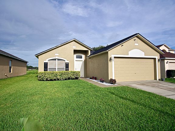 3rd image of 140 Pinefield Dr
