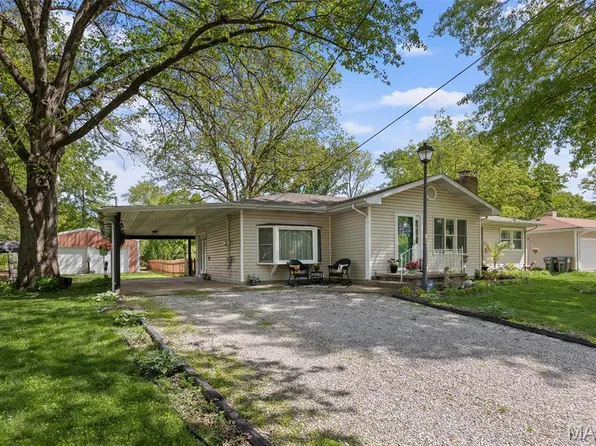 407 E Mill St, Freeburg, IL 62243