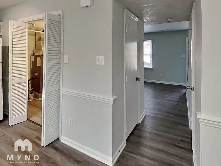 1505 Gorman St #E — Photo 6