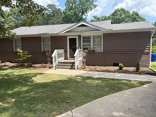103 Fairlane Cir Photo 1