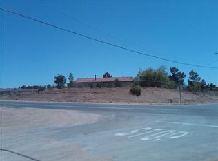 9715 Central Rd, Apple Valley, CA 92308