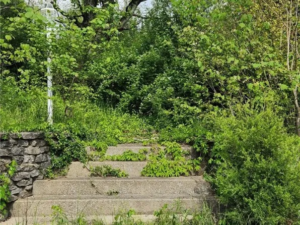 500 W Thornton St/Hillcrest Dr Drive, Paoli, IN 47454