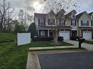 2026 Talbot Ln, Hickory, NC 28602