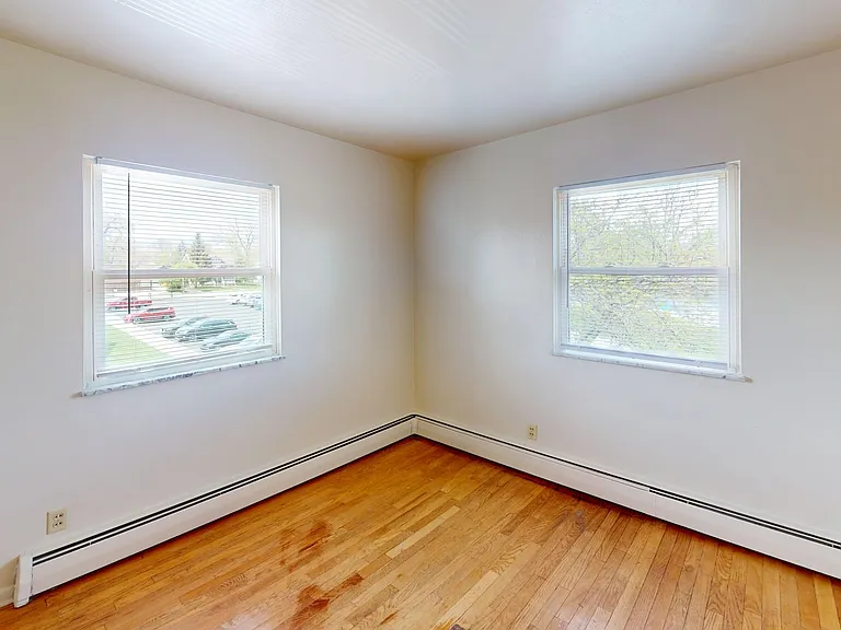 Parkside Apartments — Photo 13