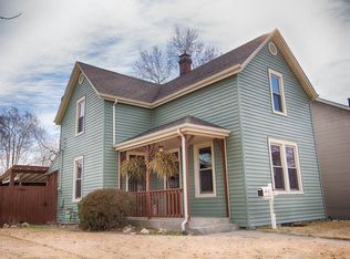 1006 N Benton Ave, Saint Charles, MO 63301