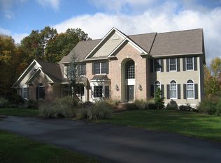 9 Shenandoah Ct, Califon, NJ 07830