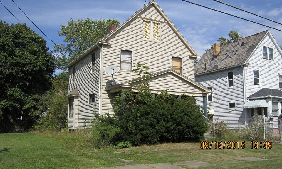 1st image of 348 Cohasset Dr W