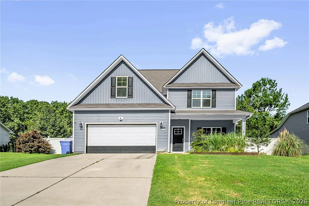 4 bed, 3.0 bath, 2133 sqft, $2,100 — Photo 1