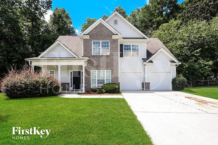 5 bed, 3.5 bath, 2526 sqft, $3,130 — Photo 1