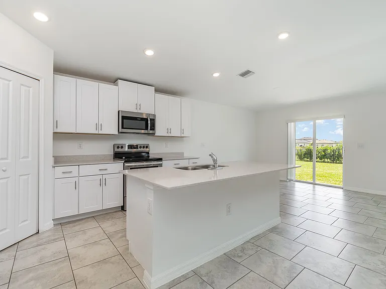 4272 Villa Rapallo Way — Photo 20