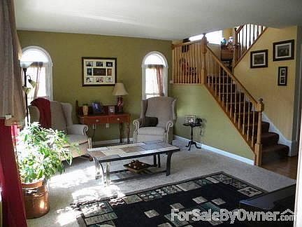 Living Room : View from Kitchen to Living Room