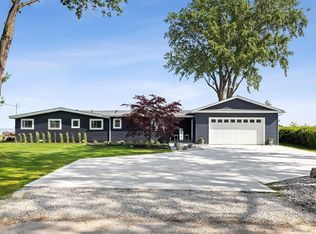 75 Lighthouse Rd, Lakeshore, ON N0P2L0