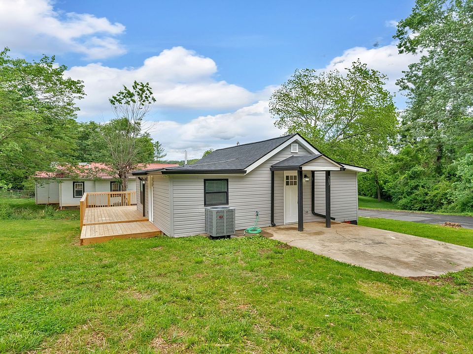 1st image of 303 Grande Avenue Ext
