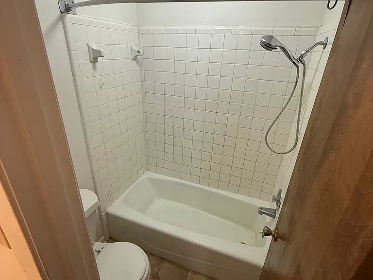 302 Palmwood Dr #C — Photo 11