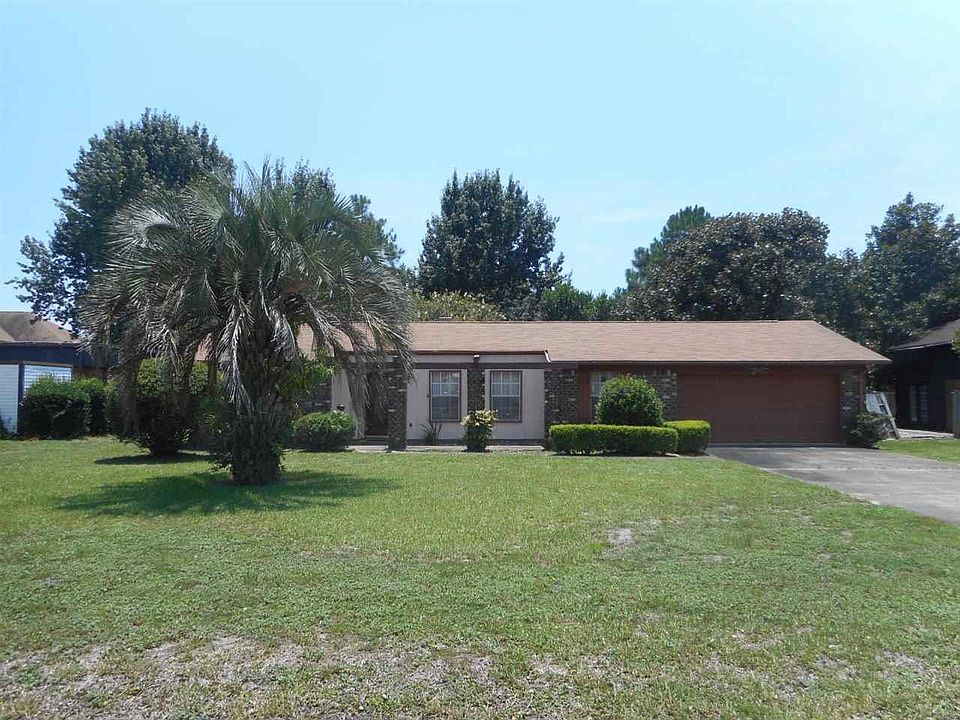 1st image of 11921 Longwood Dr