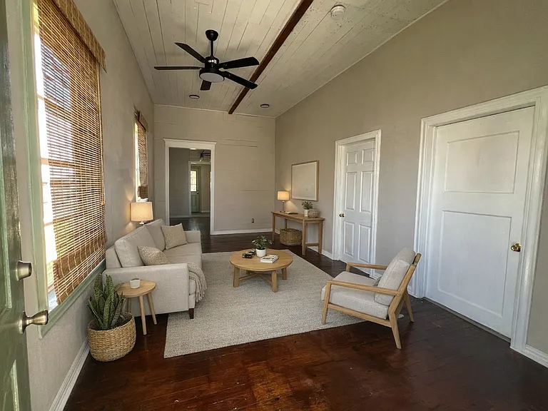 3705 Runnels St — Photo 1