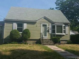 8 Ada St, Worcester, MA 01602