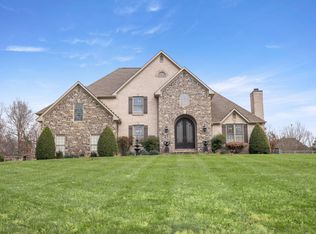 1039 Cherry Springs Dr, Cottontown, TN 37048