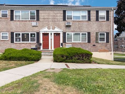 68-35 150th St #328B, Queens, NY, 11367