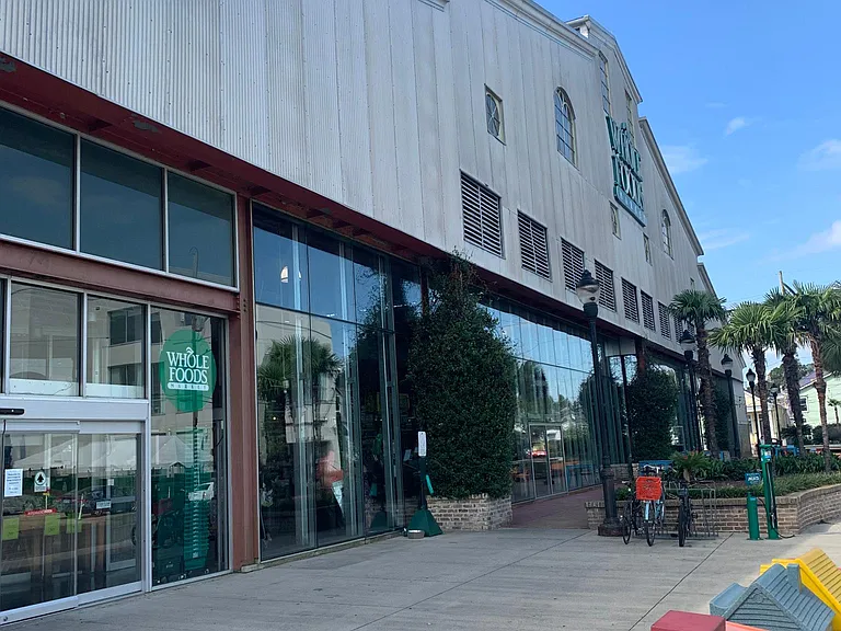 Enjoy the convenience of being steps away from the Whole Foods Market on Magazine Street