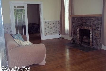 3rd image of 1303 Hamilton Ave