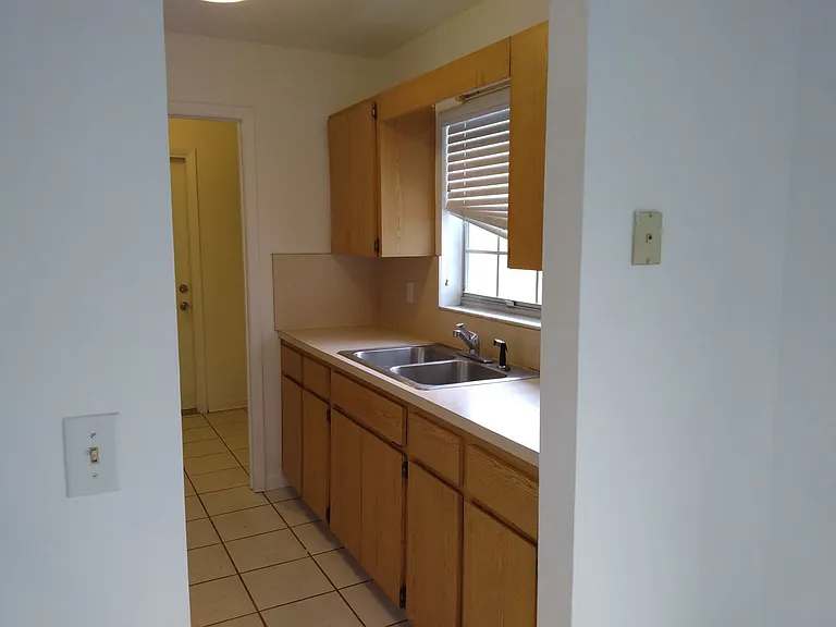 5076 Wellington Rd — Photo 14