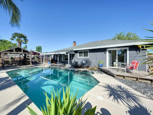 10326 Dolecetto Dr, Rancho Cordova, CA 95670