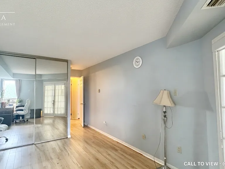 265 Westcourt Pl #807 — Photo 10