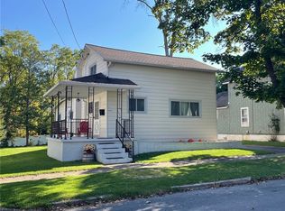 33 Grove St, Geneva, NY 14456