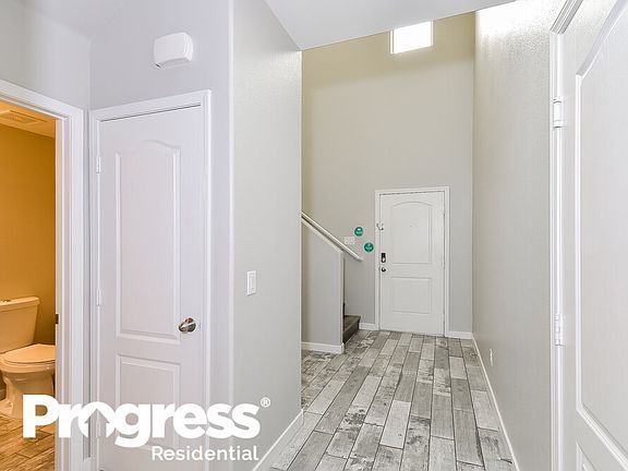 4th image of 10604 Capitol Peak Ave